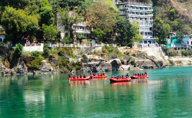 Adventurous Holidays - Kayaking