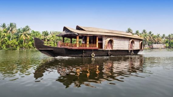Backwater Houseboat Cruise